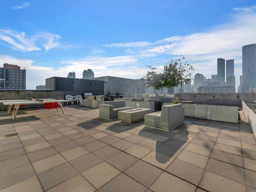 615 6 Avenue SE, #403