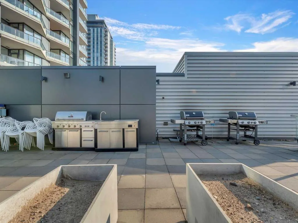 615 6 Avenue SE, #403