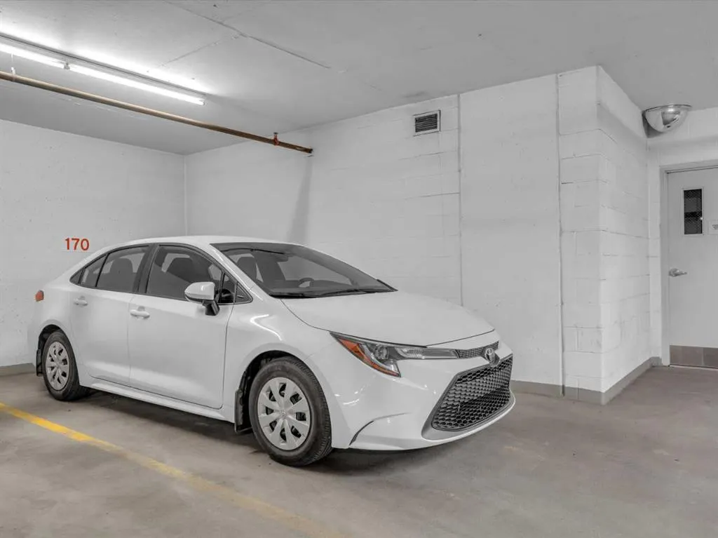 615 6 Avenue SE, #403