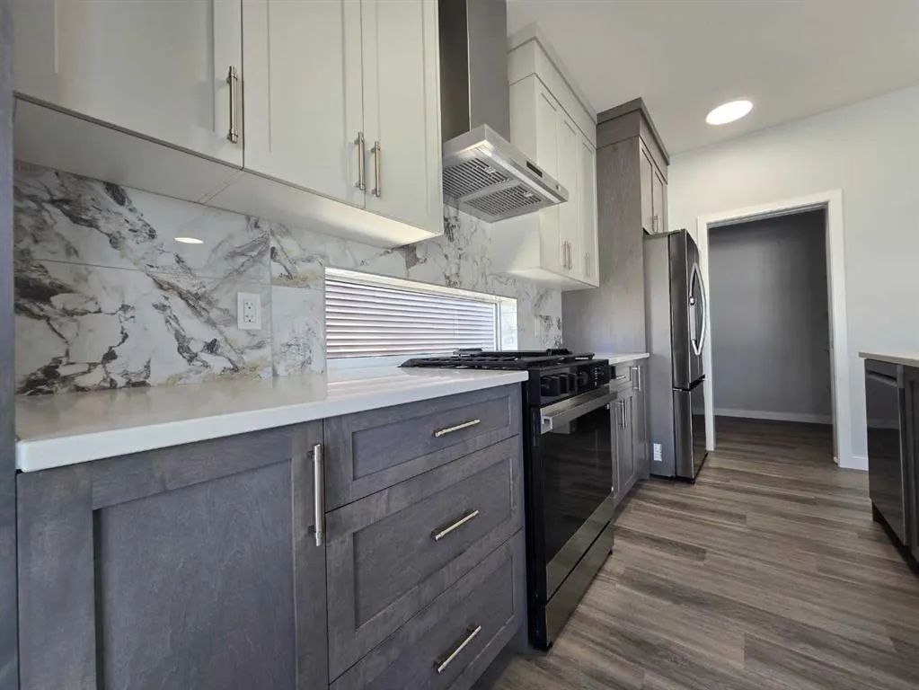 512 Baywater Manor SW