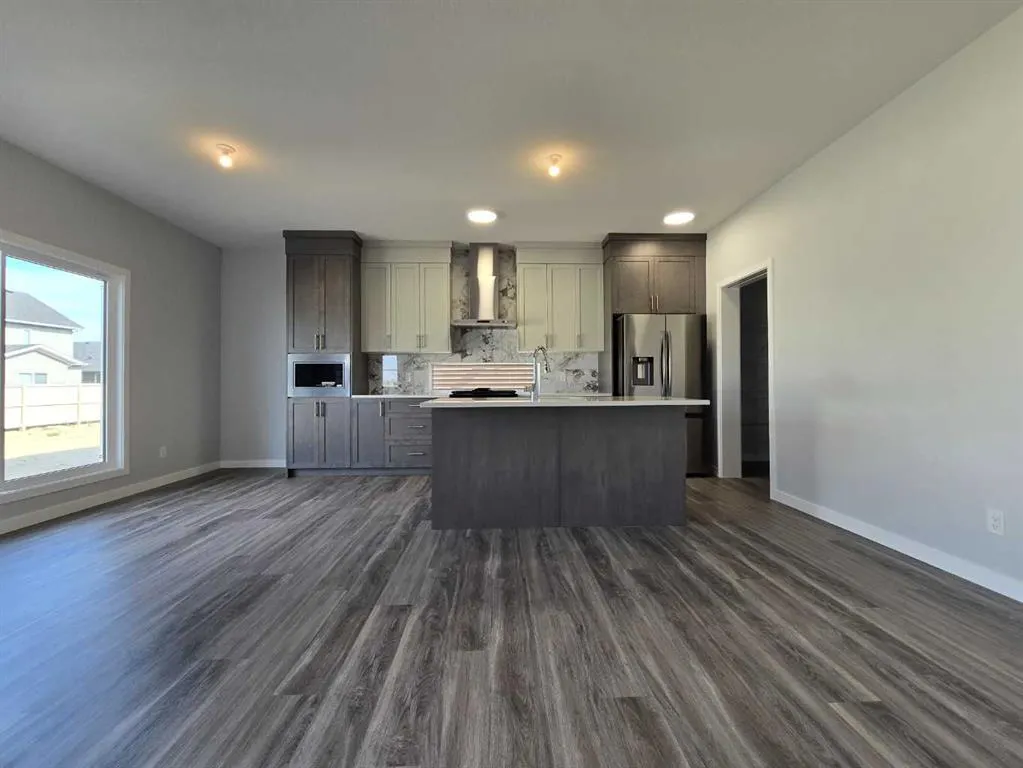 512 Baywater Manor SW