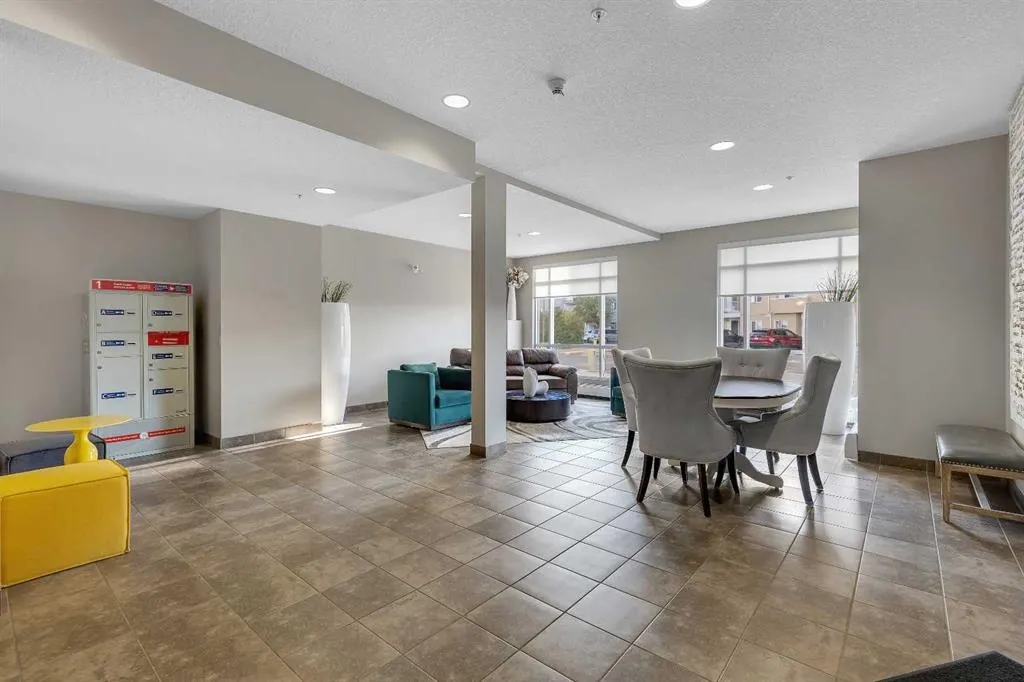 604 East Lake Boulevard NE, #2409