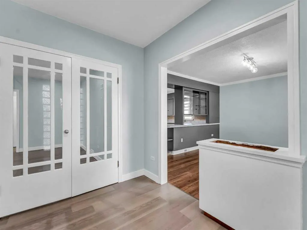 11 1 Street SE