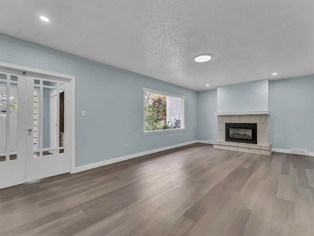 11 1 Street SE