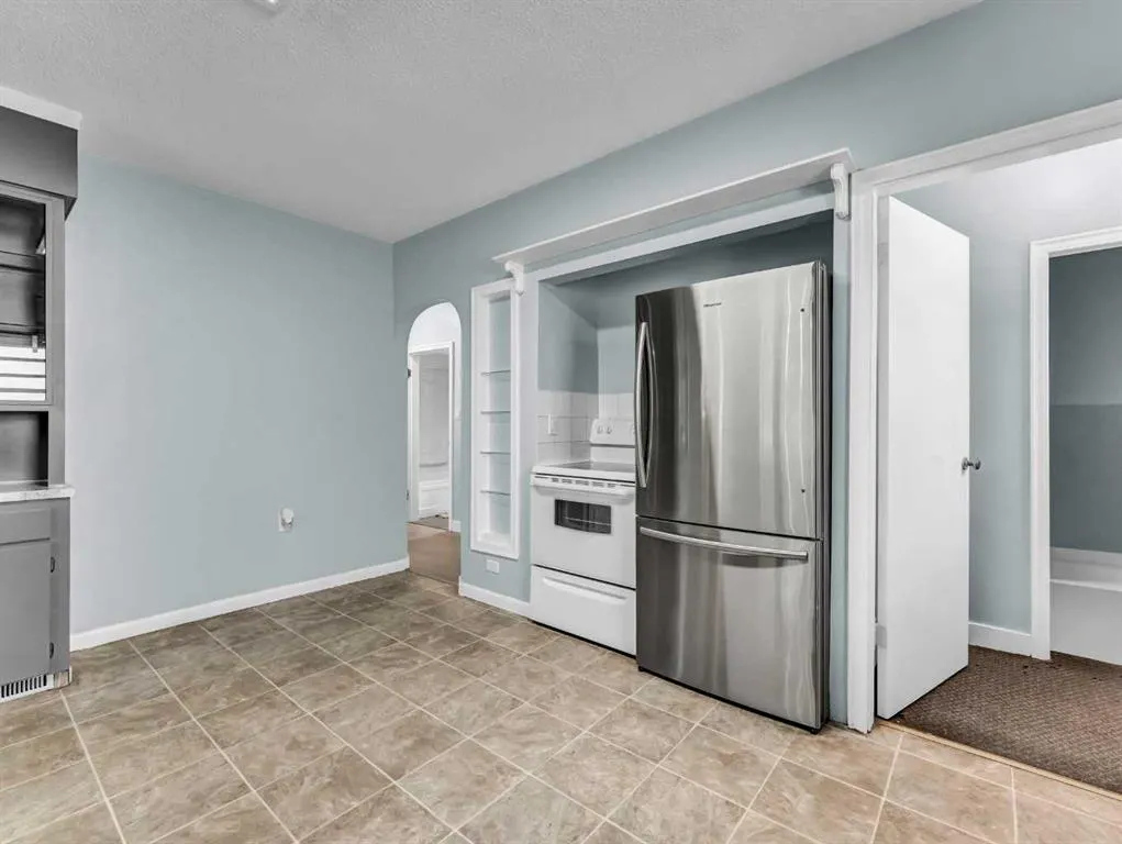 11 1 Street SE