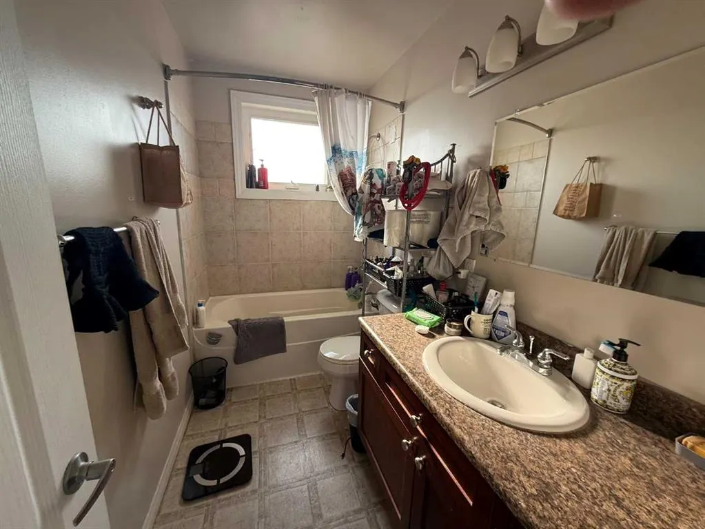305 5 Street, #7