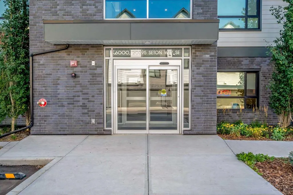 20295 Seton Way SE, #6108