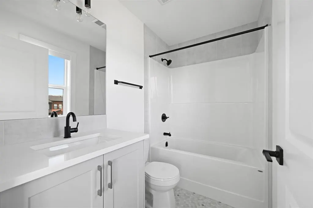 525 River Heights Drive, #709