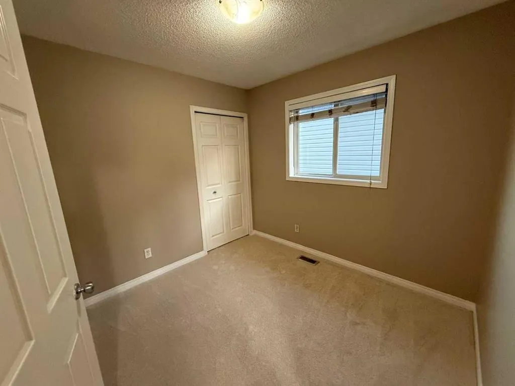 368 Silverado Drive SW