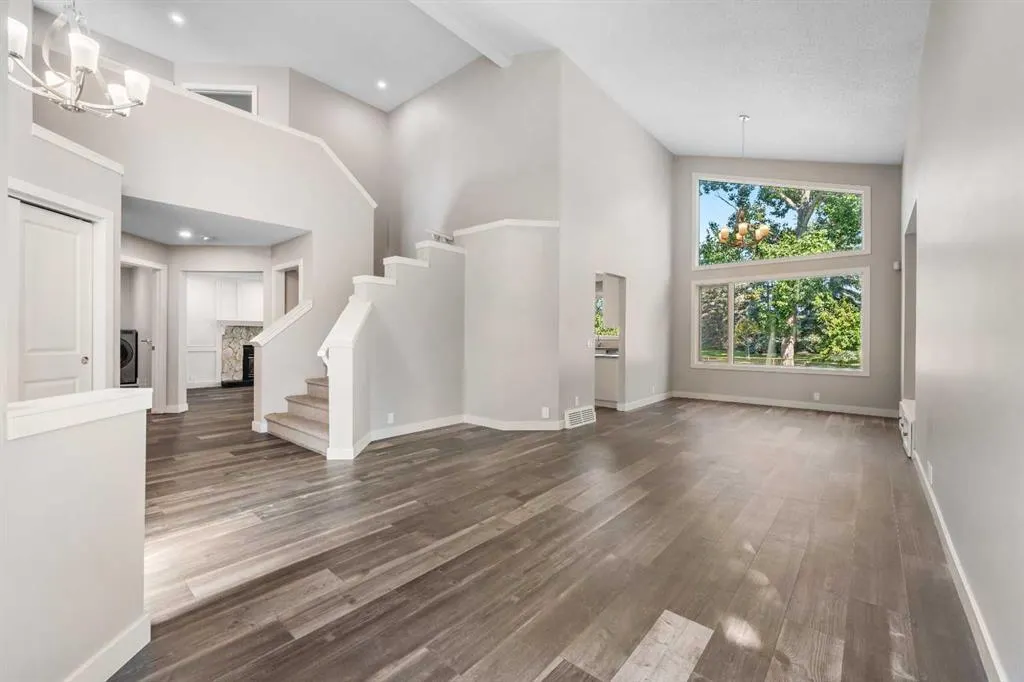14 Douglasbank Drive SE