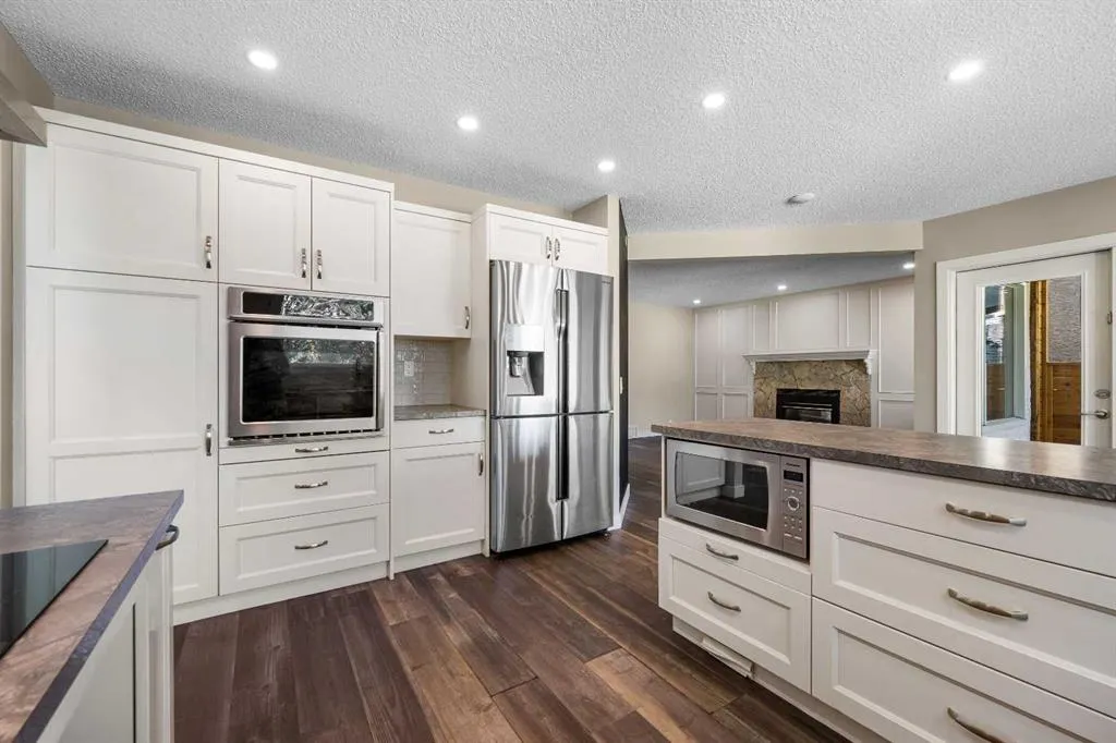 14 Douglasbank Drive SE