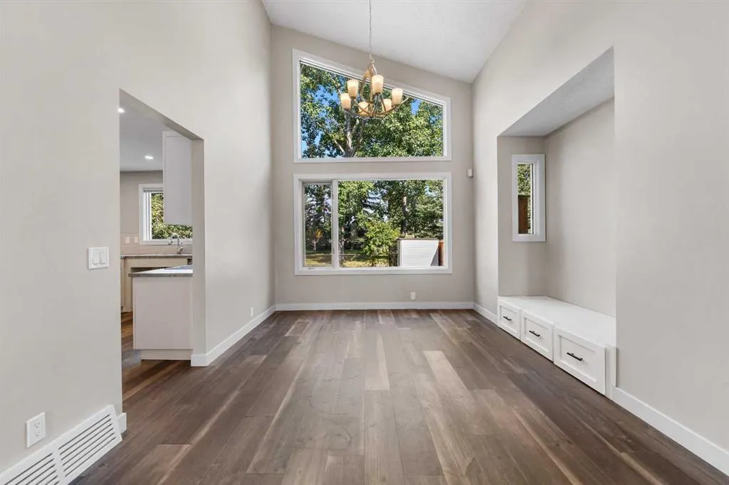 14 Douglasbank Drive SE