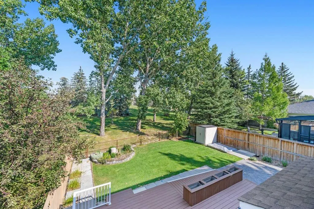 14 Douglasbank Drive SE