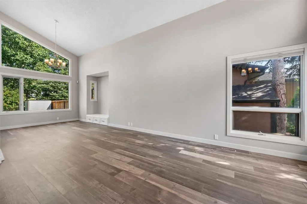 14 Douglasbank Drive SE