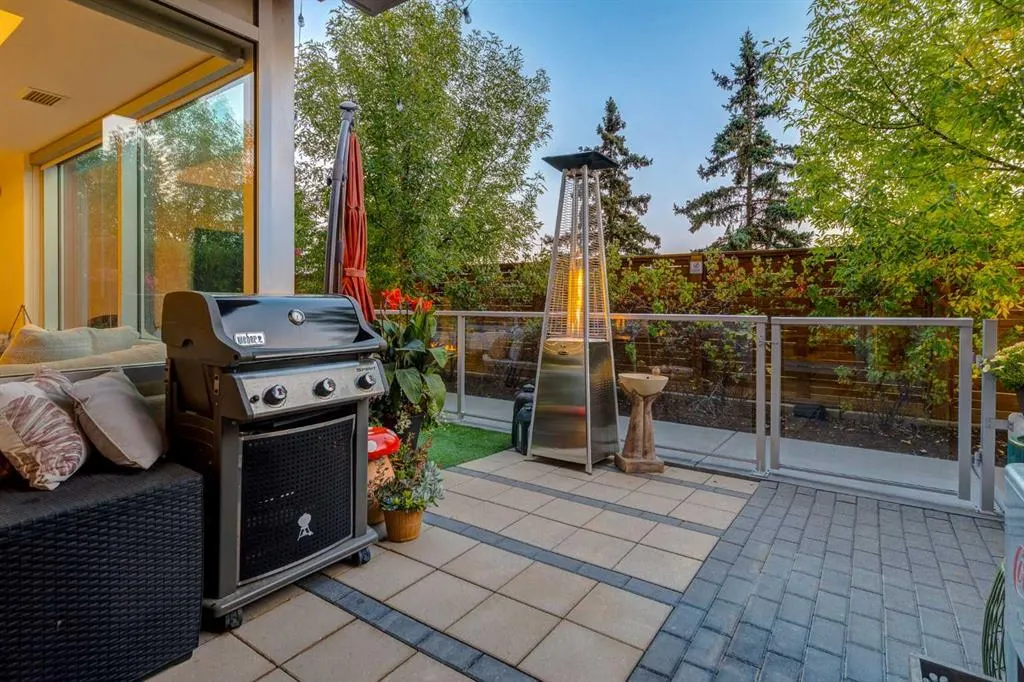 8445 Broadcast Avenue SW, #110