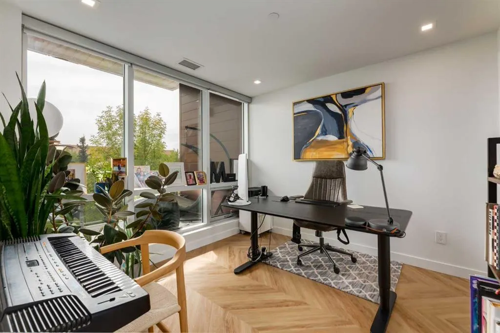 8445 Broadcast Avenue SW, #110