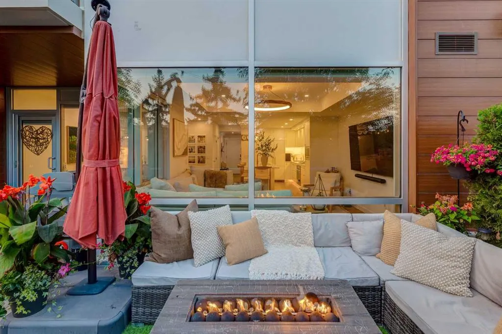 8445 Broadcast Avenue SW, #110