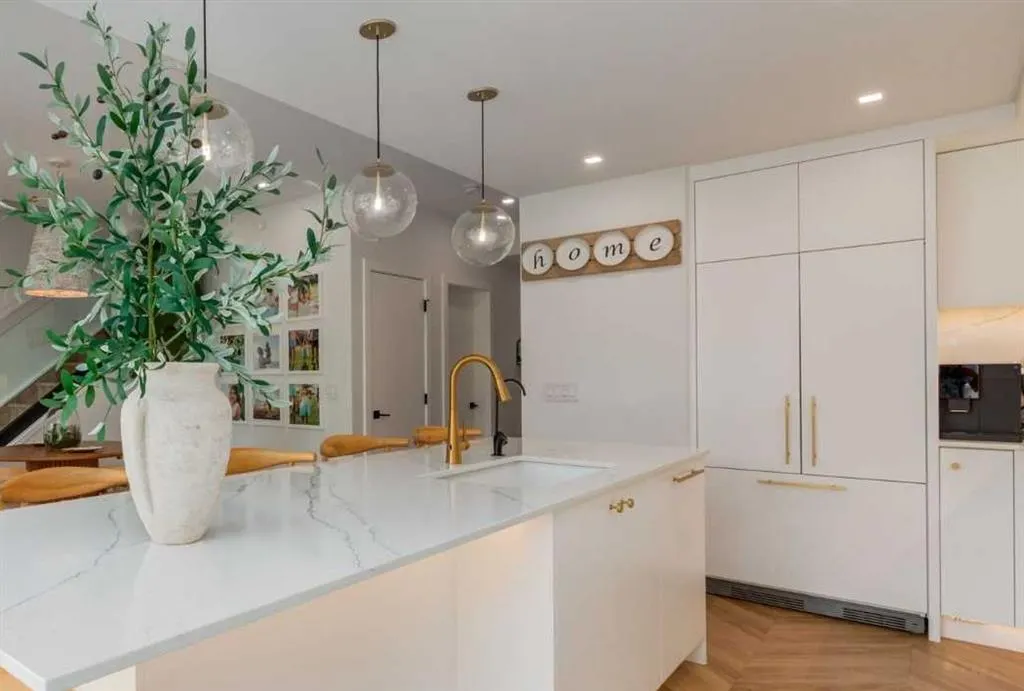 8445 Broadcast Avenue SW, #110