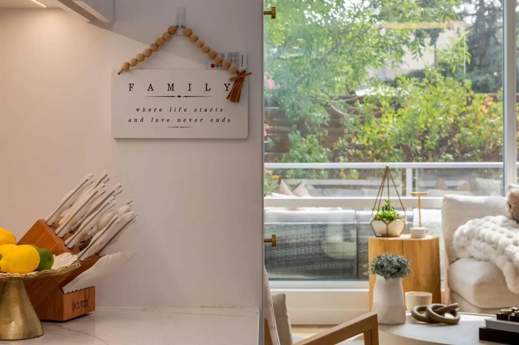 8445 Broadcast Avenue SW, #110