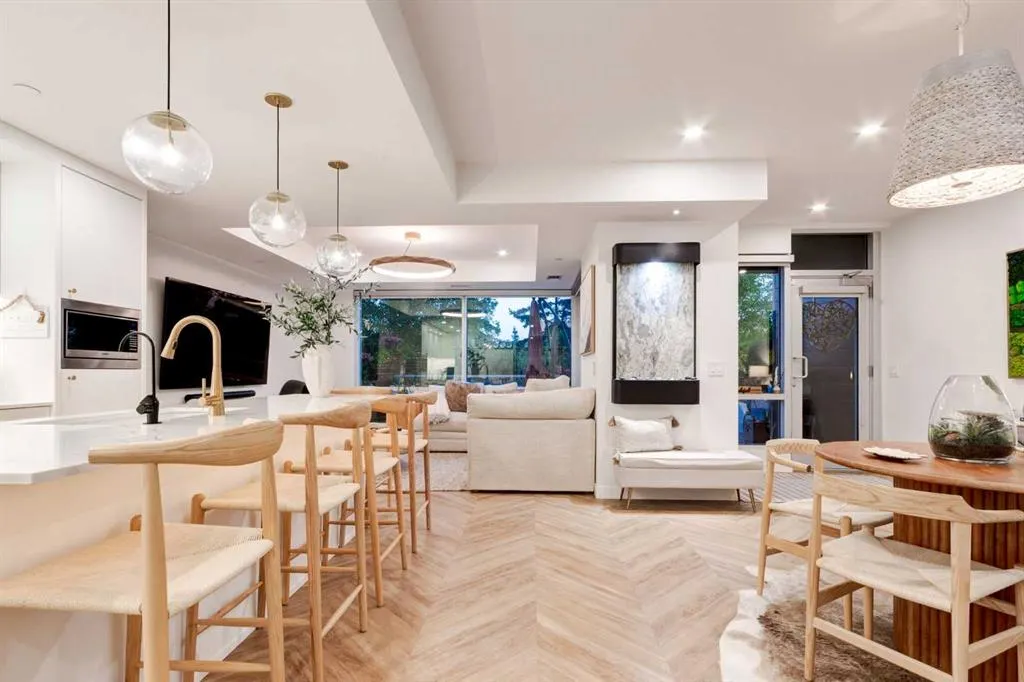 8445 Broadcast Avenue SW, #110