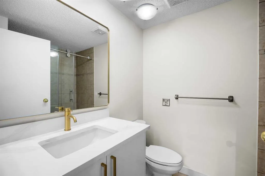 322 Point Mckay Gardens NW