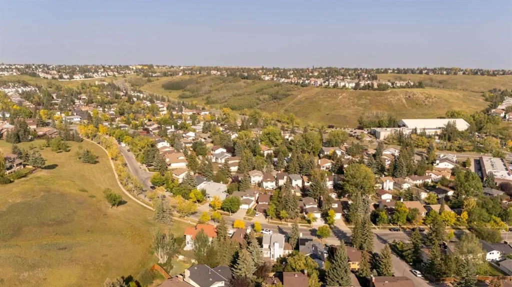 89 Edgedale Drive NW