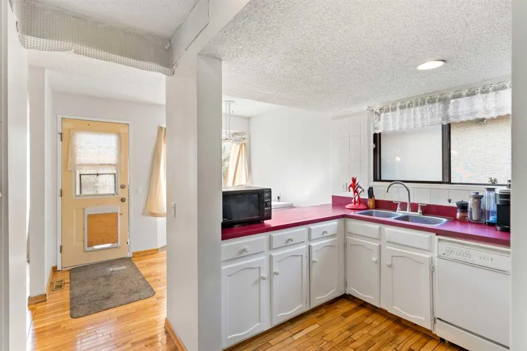 89 Edgedale Drive NW