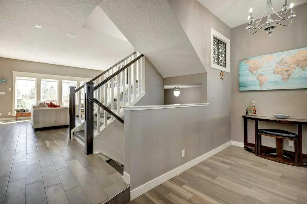 1233 Hillcrest Manor Estates
