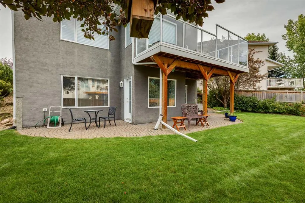 537 Sierra Madre Court SW
