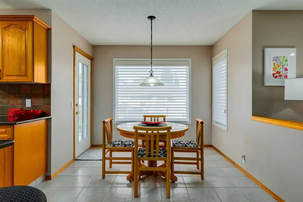 537 Sierra Madre Court SW
