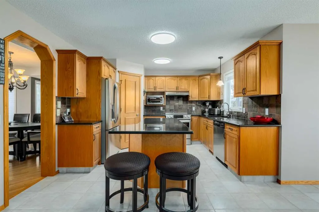 537 Sierra Madre Court SW