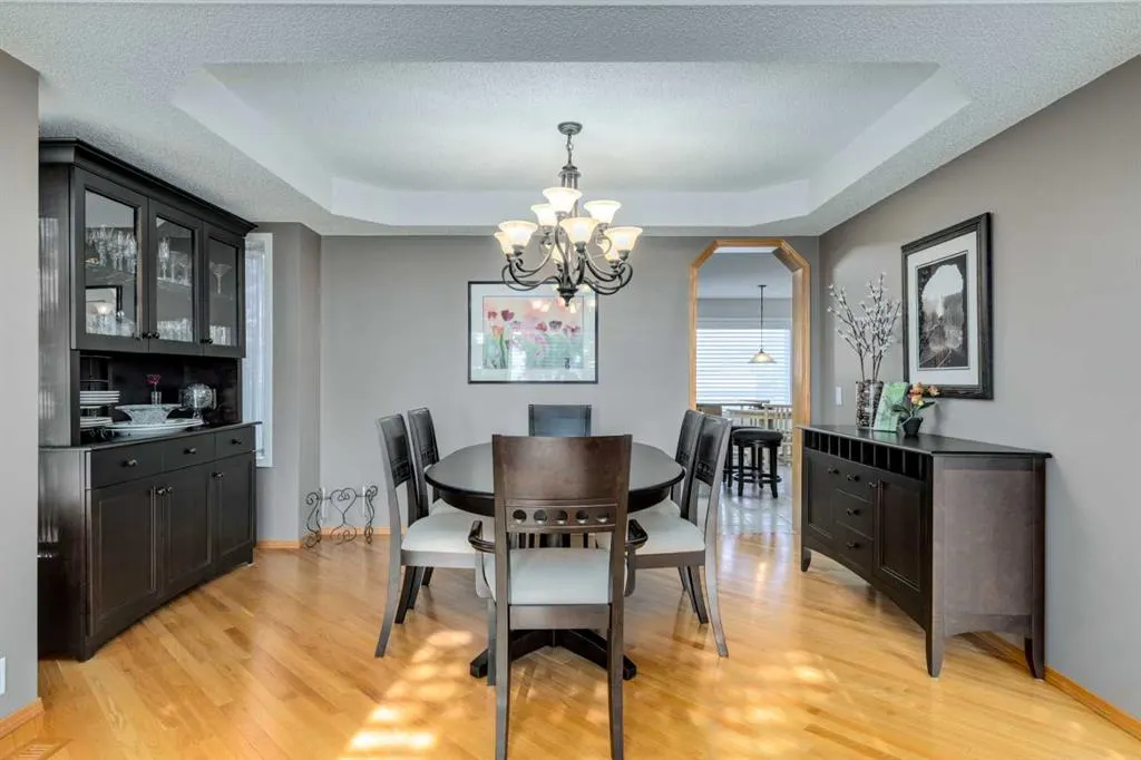 537 Sierra Madre Court SW