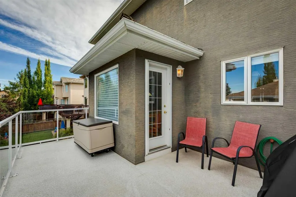 537 Sierra Madre Court SW