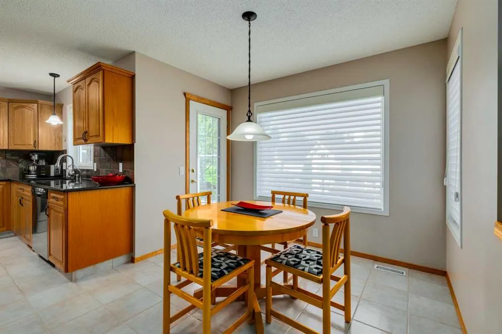 537 Sierra Madre Court SW