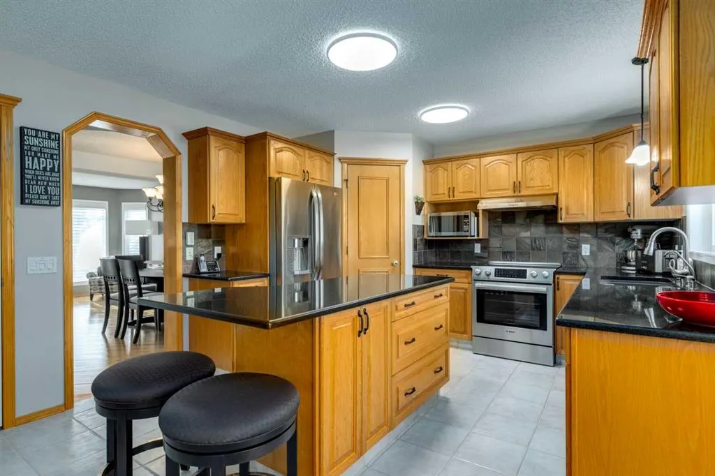 537 Sierra Madre Court SW