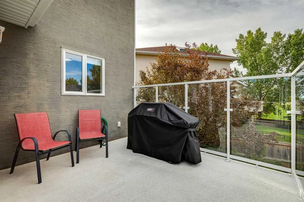 537 Sierra Madre Court SW