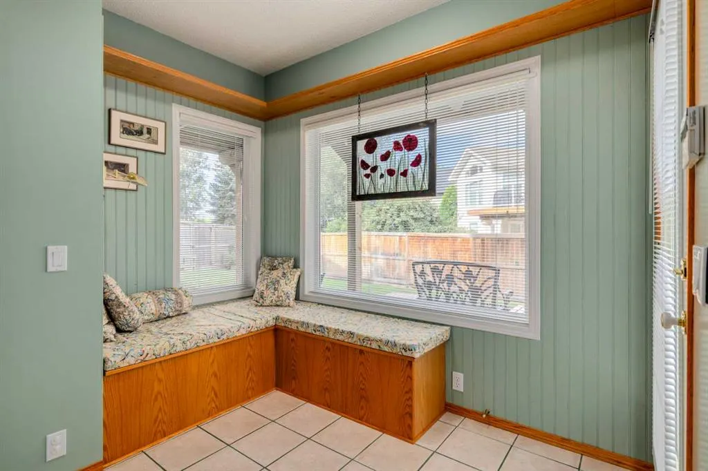 537 Sierra Madre Court SW