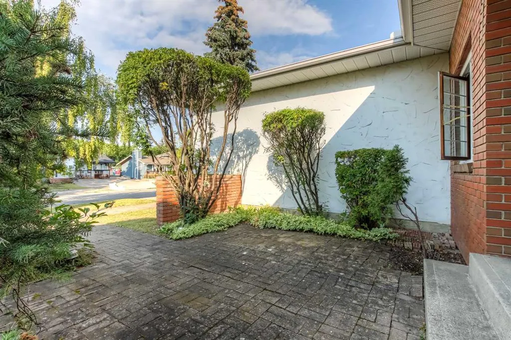 22 Varwood Place NW