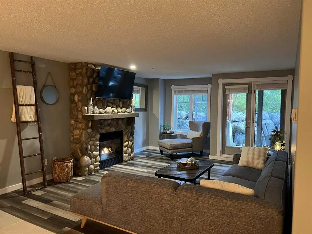 150 Crossbow Place, #109