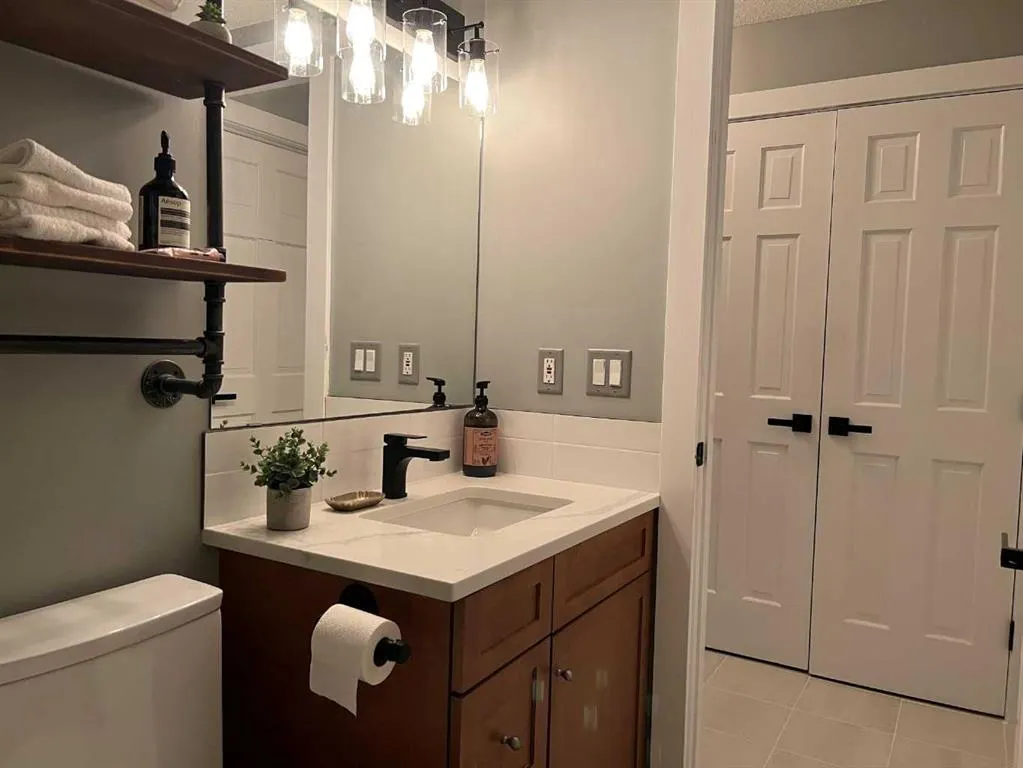 150 Crossbow Place, #109