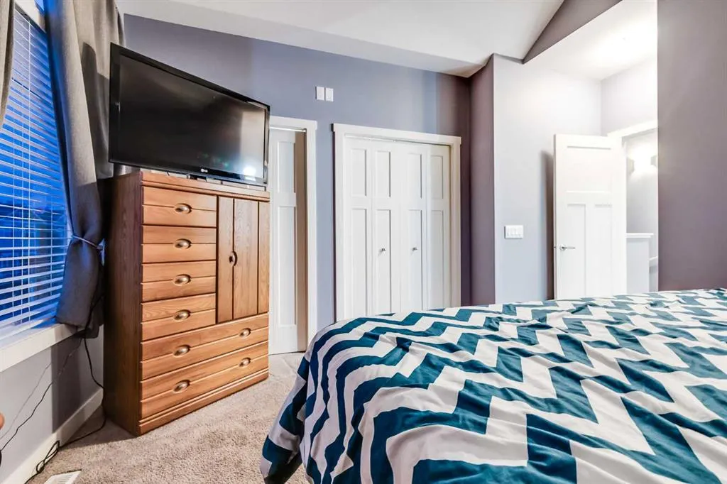 515 Skyview Ranch Grove NE