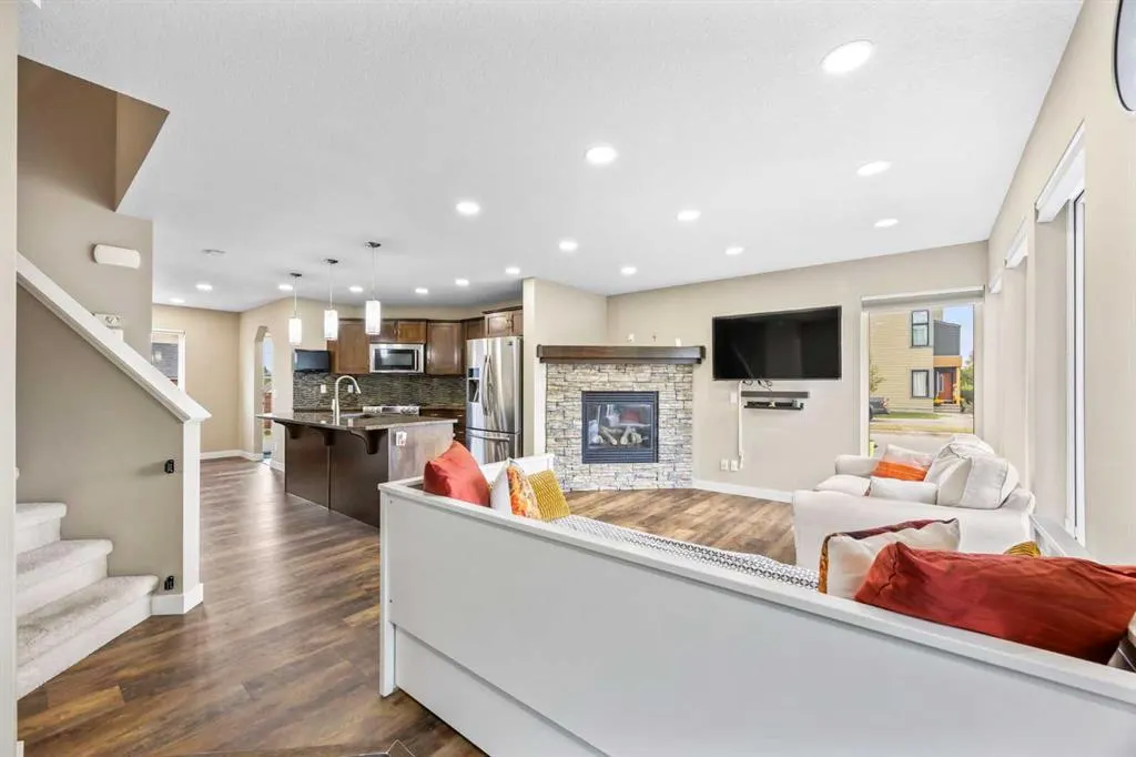 180 Walden Gate SE