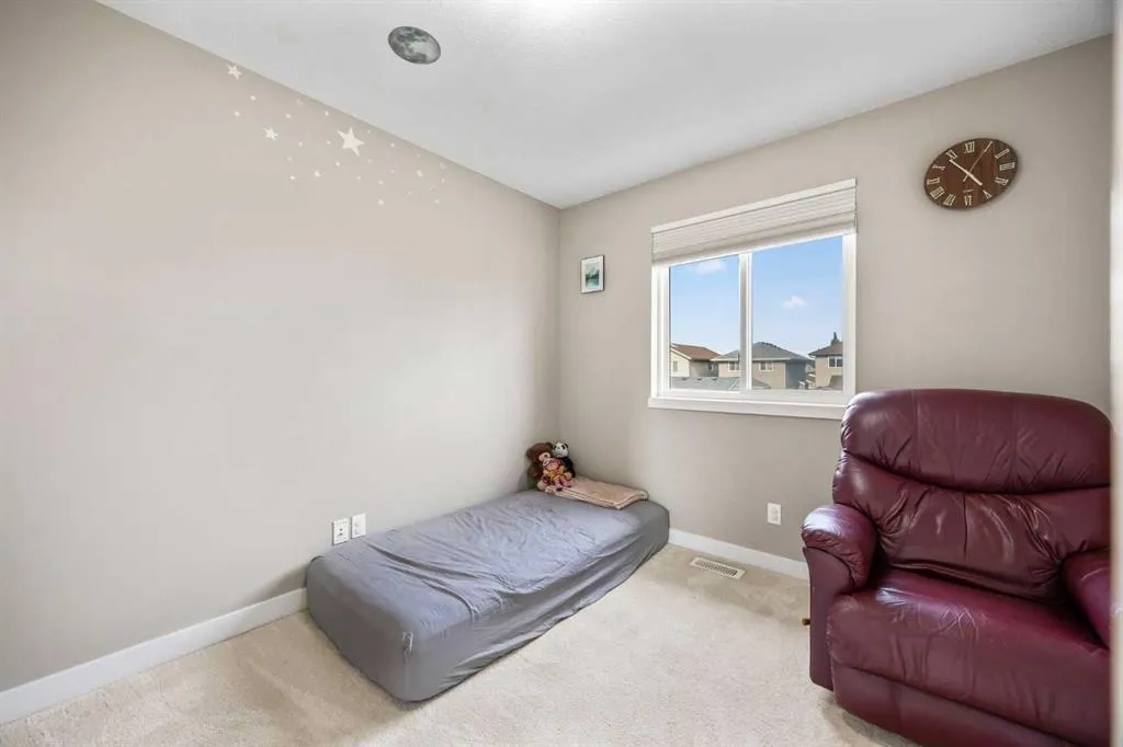 180 Walden Gate SE