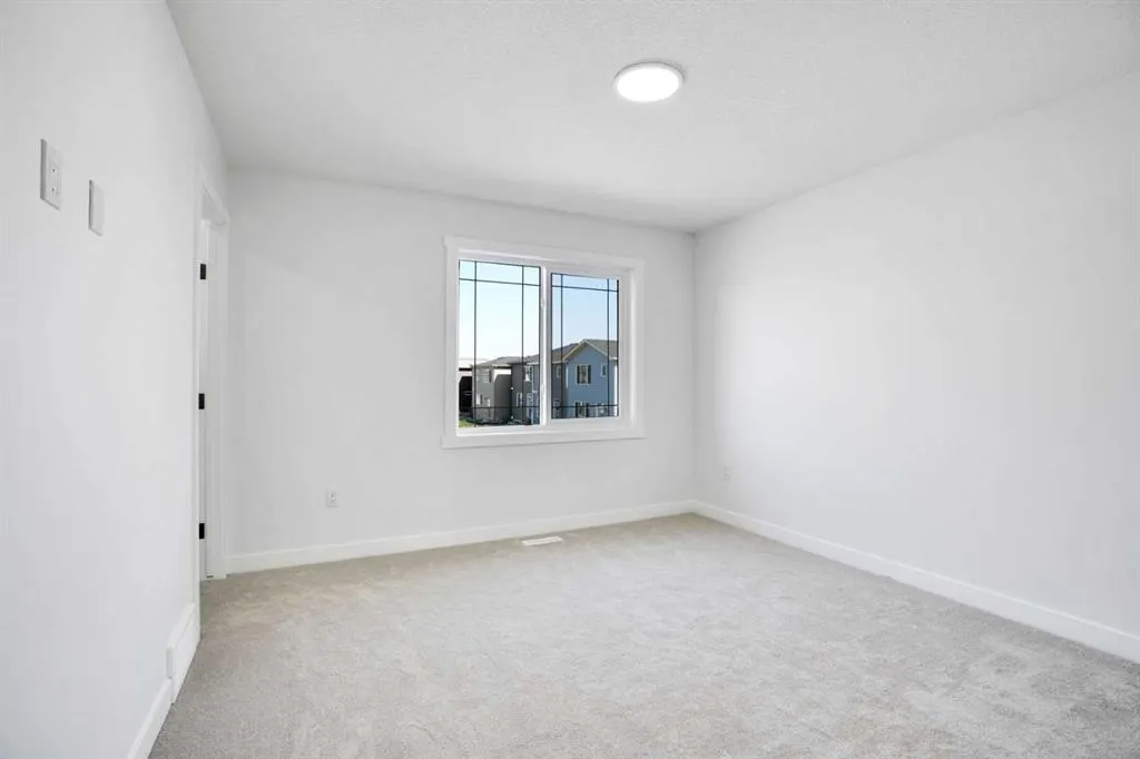 21 Cornerbrook Lane NE