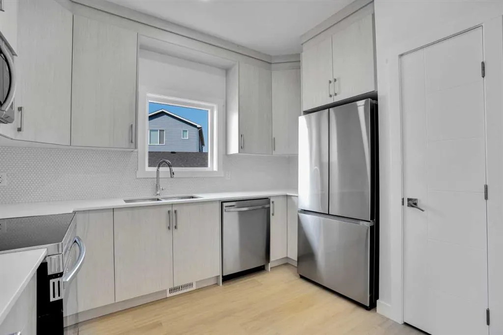 21 Cornerbrook Lane NE