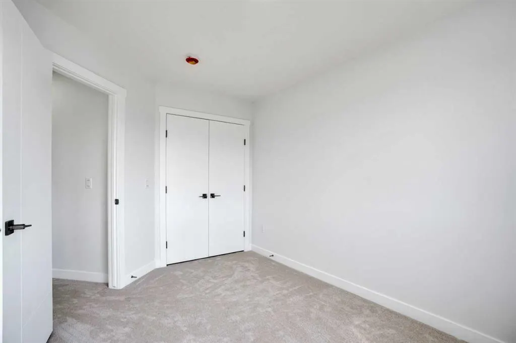 21 Cornerbrook Lane NE