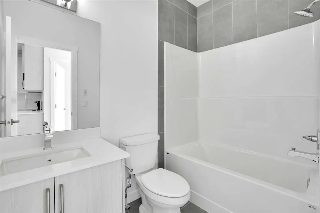 21 Cornerbrook Lane NE
