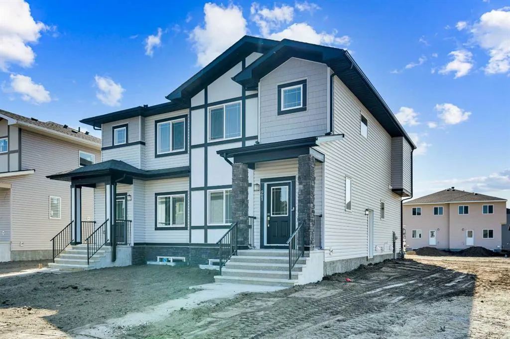 21 Cornerbrook Lane NE