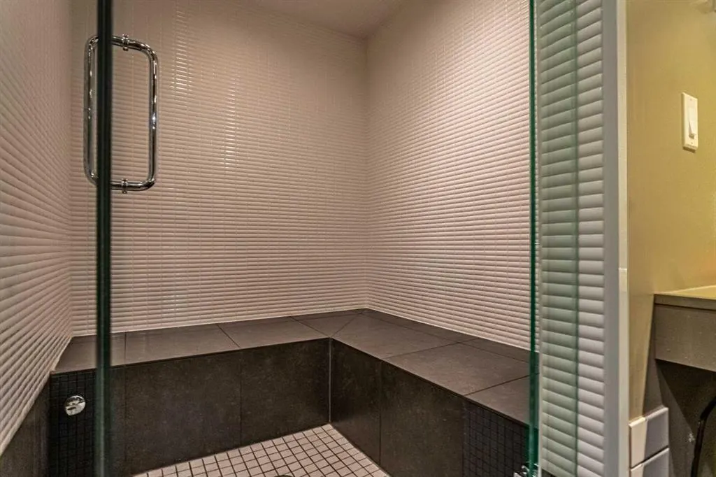 1110 11 Street SW, #1301