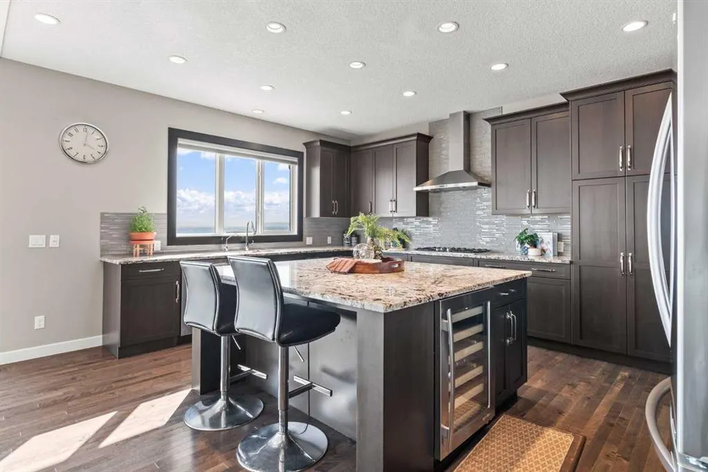 92 Cranarch Heights SE